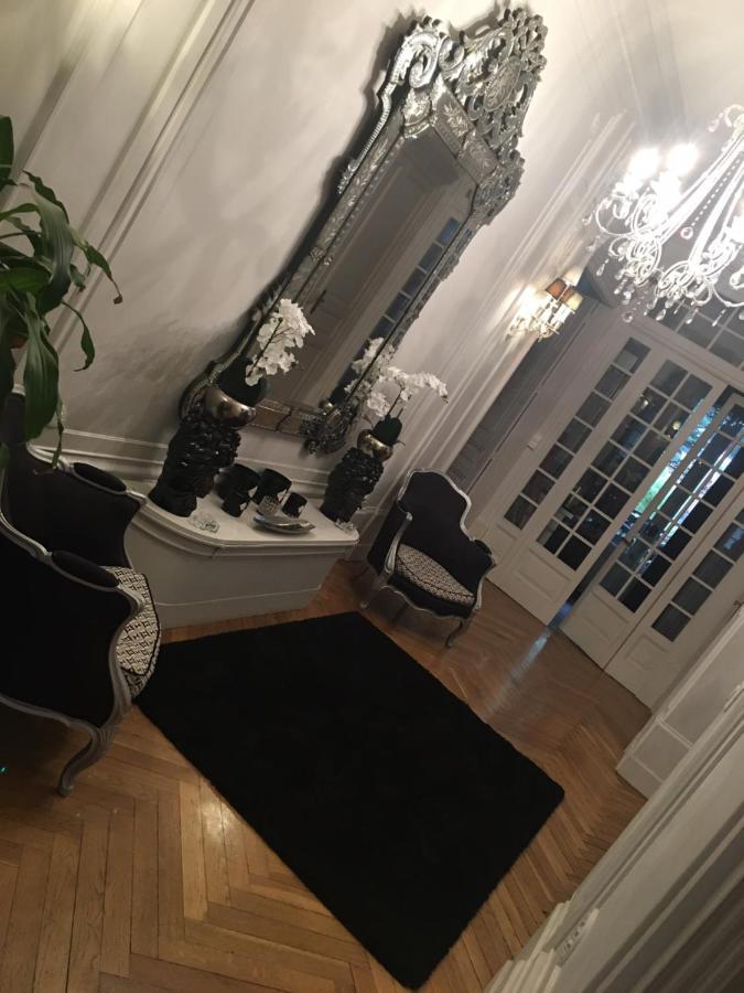 Guesthouse La Villae Mazamet Buitenkant foto