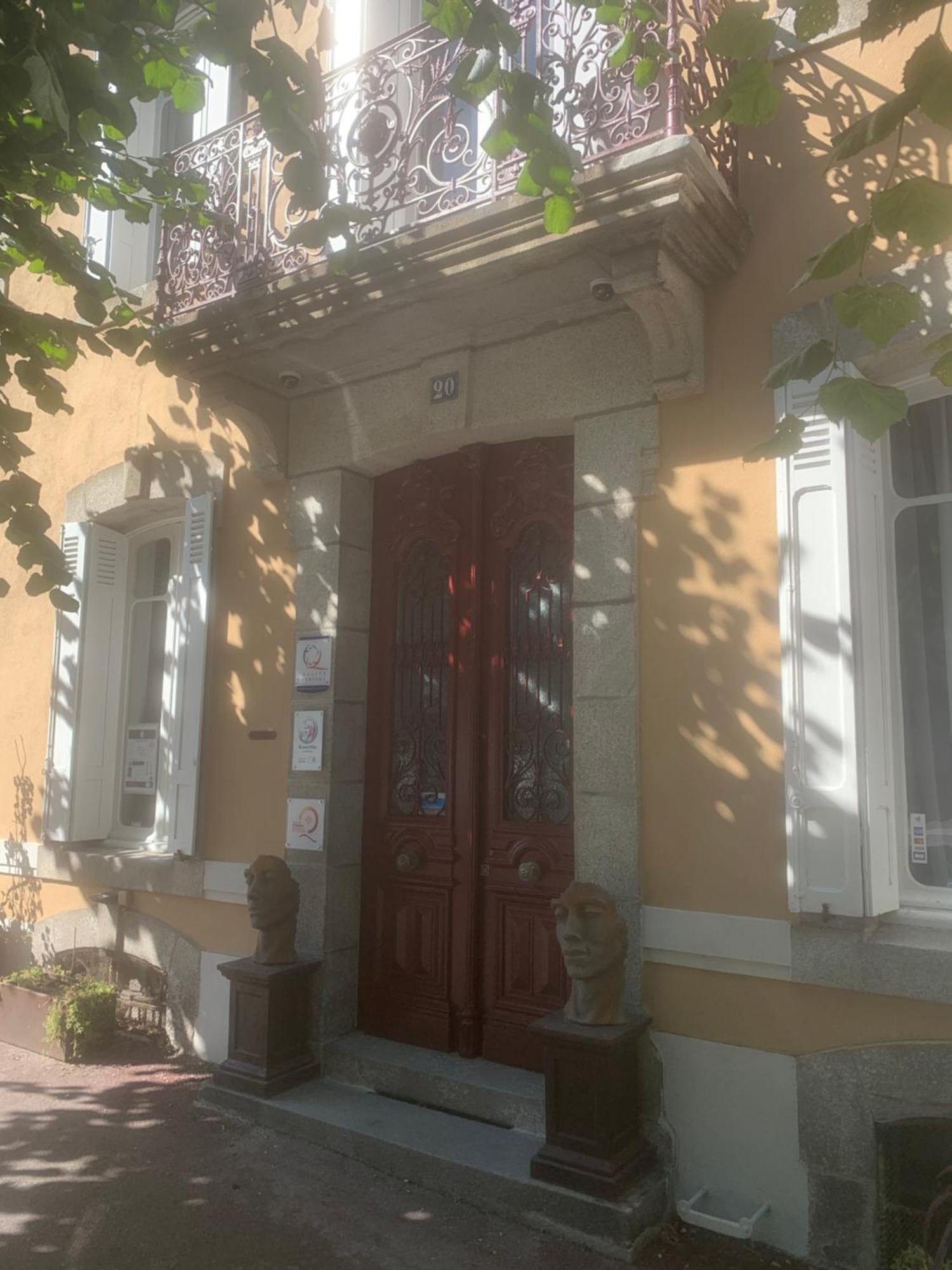Guesthouse La Villae Mazamet Buitenkant foto